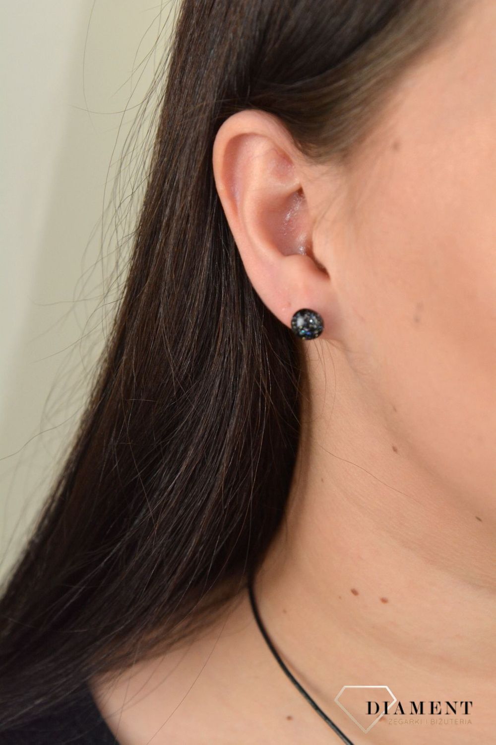 Srebrne kolczyki szkło weneckie 'Czerń z kolorowymi drobinkami' Murano 49.jpg